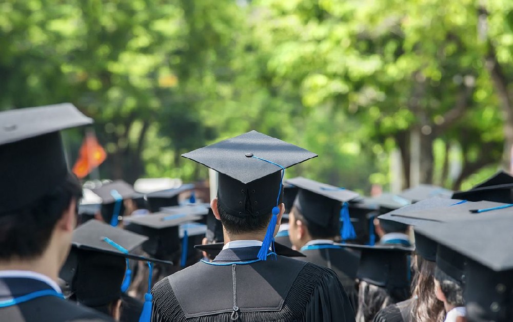 延边大学成人学历本科文凭的用处